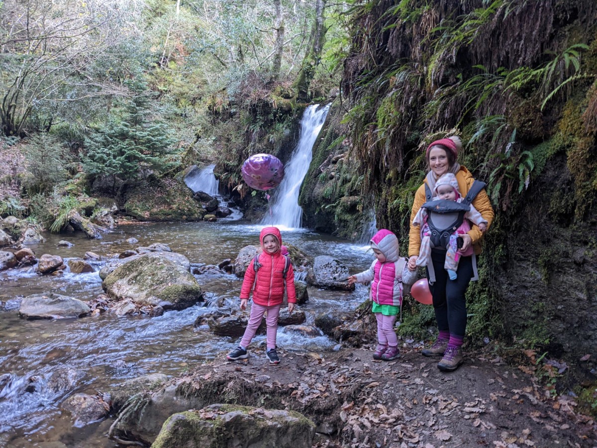 Guide to the waterfalls glenmalure